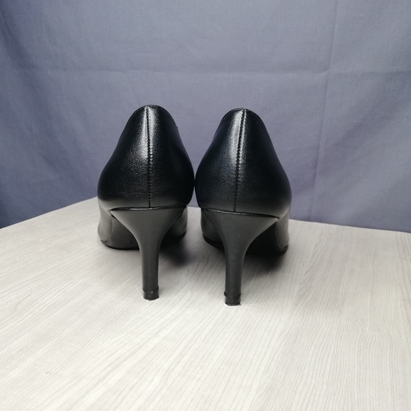 lifestride soft system pumps